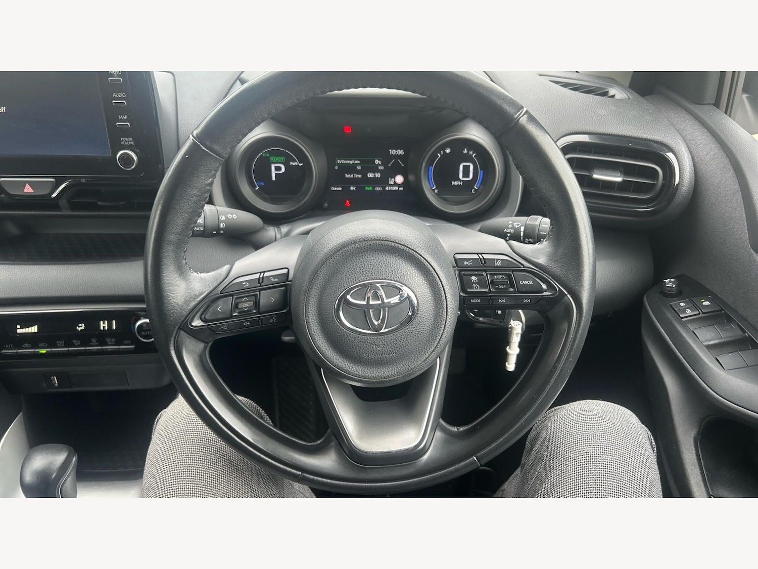 Used Toyota Yaris 2022 for sale - 77599130: Photo 10