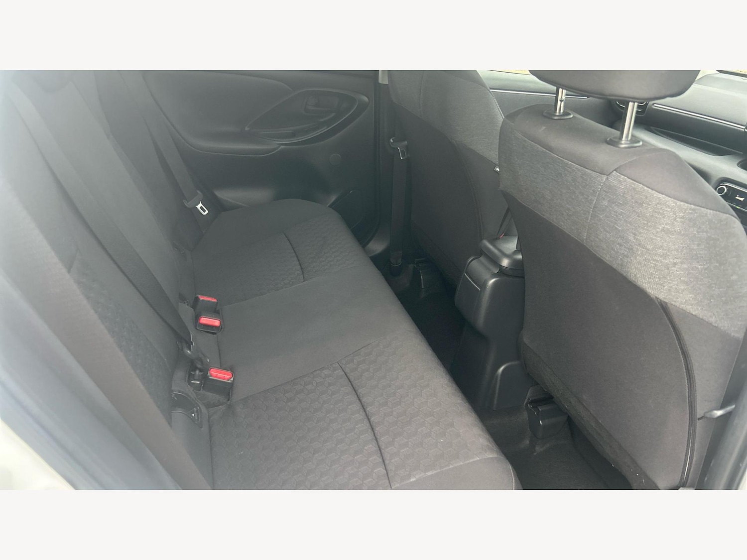 Used Toyota Yaris 2022 for sale - 77599130: Photo 14