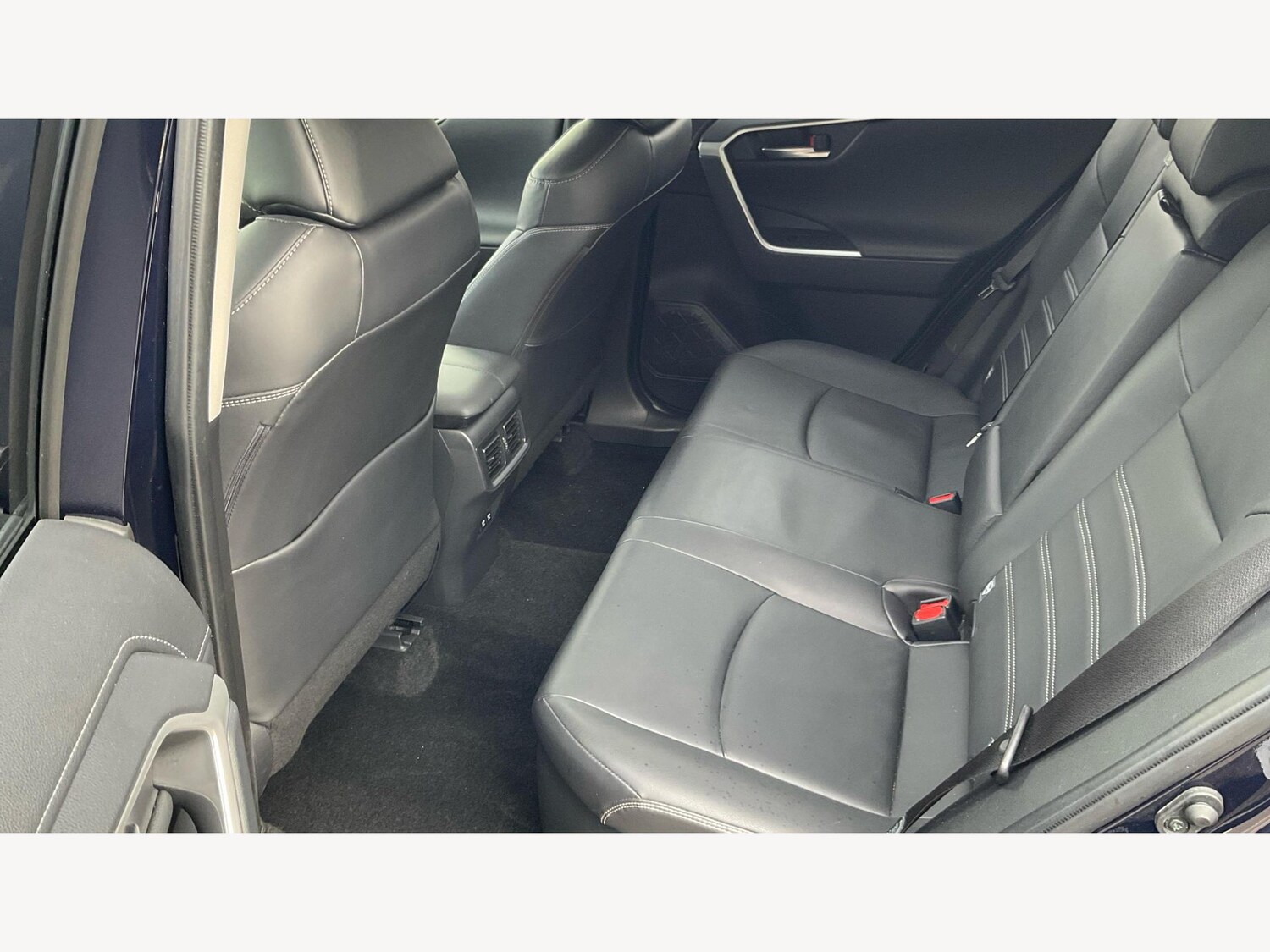 Used Toyota RAV4 2019 for sale - 76457072: Photo 15