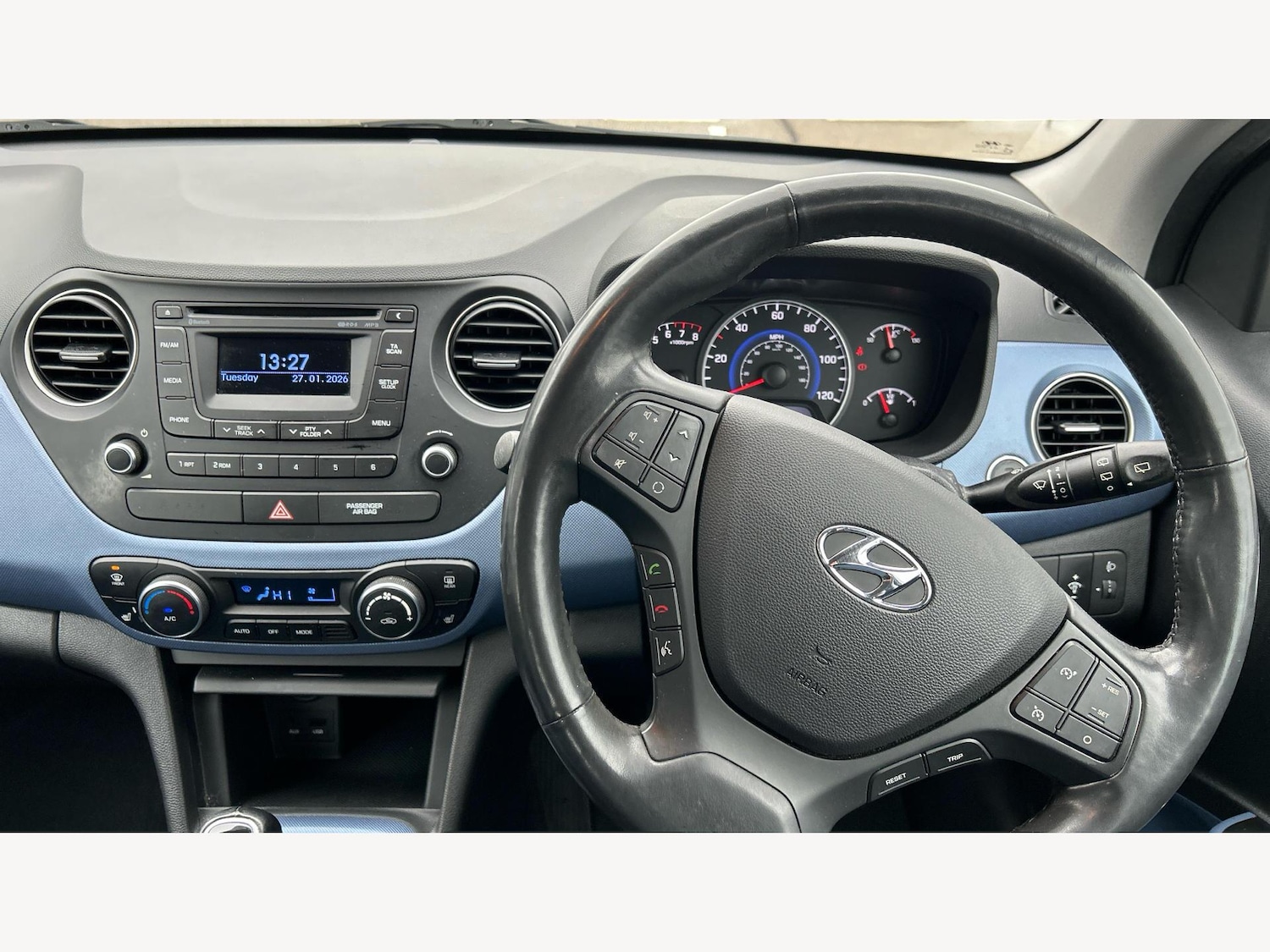 Used Hyundai i10 2015 for sale - 77723326: Photo 8