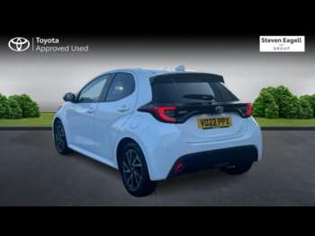 Used Toyota Yaris 2022 for sale - 74861999: Photo