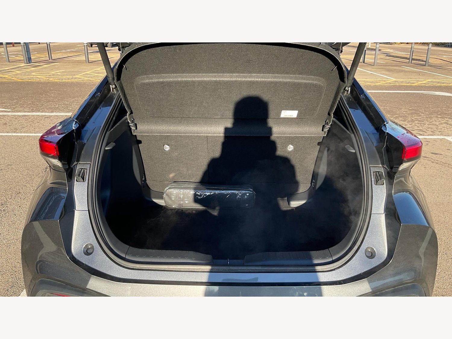 Used Toyota C-HR 2025 for sale - 77255206: Photo 16