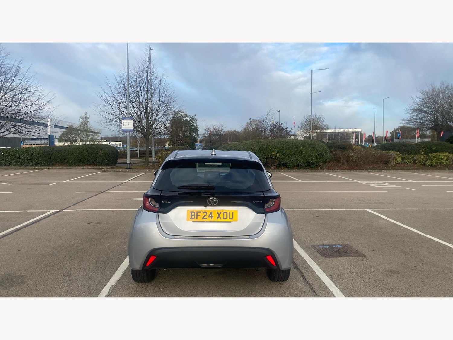 Used Toyota Yaris 2024 for sale - 76667411: Photo 21