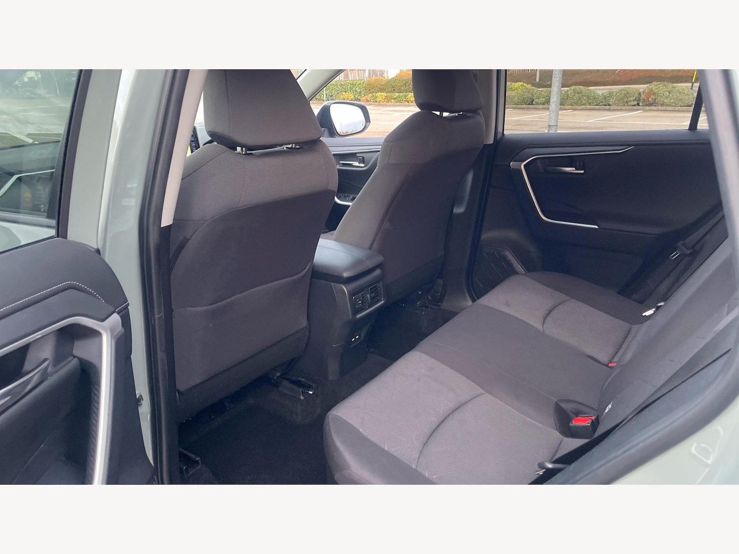 Used Toyota RAV4 2021 for sale - 76512074: Photo 15