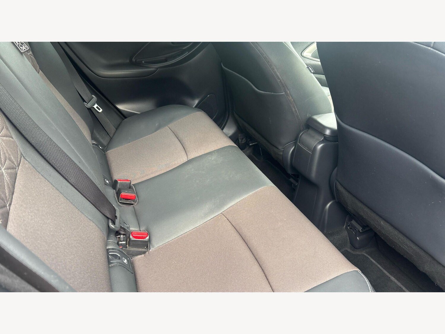 Used Toyota Yaris Cross 2023 for sale - 77853111: Photo 14