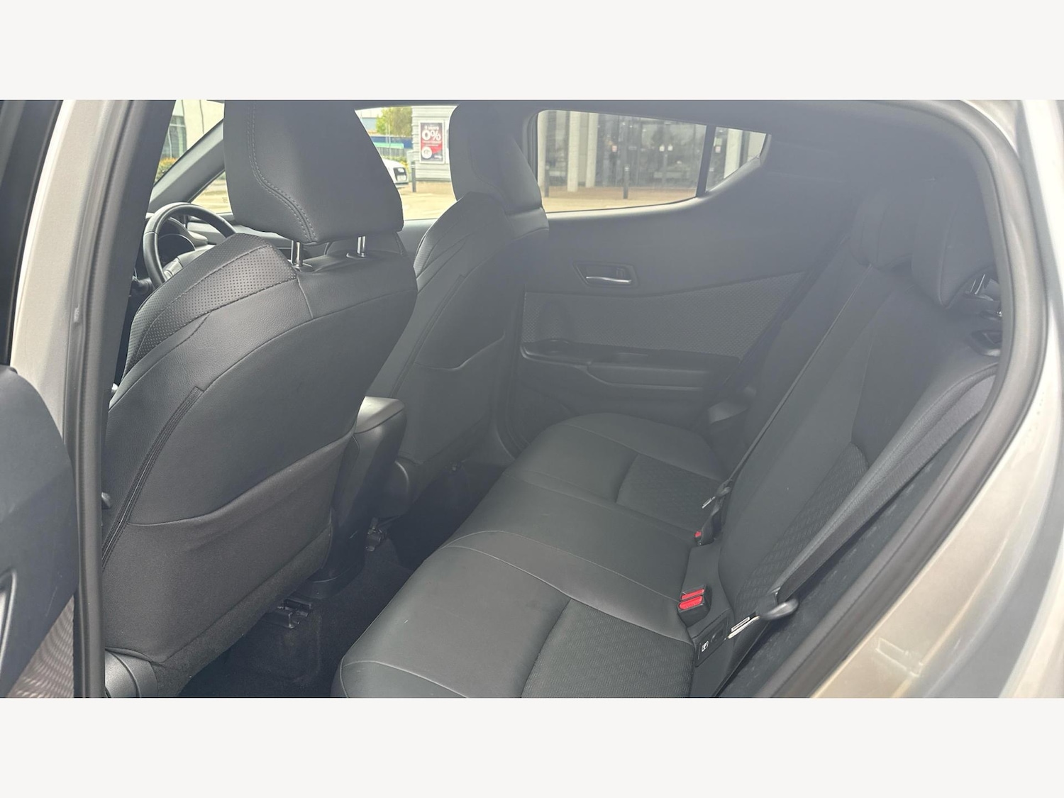 Used Toyota C-HR 2022 for sale - 76159036: Photo 15