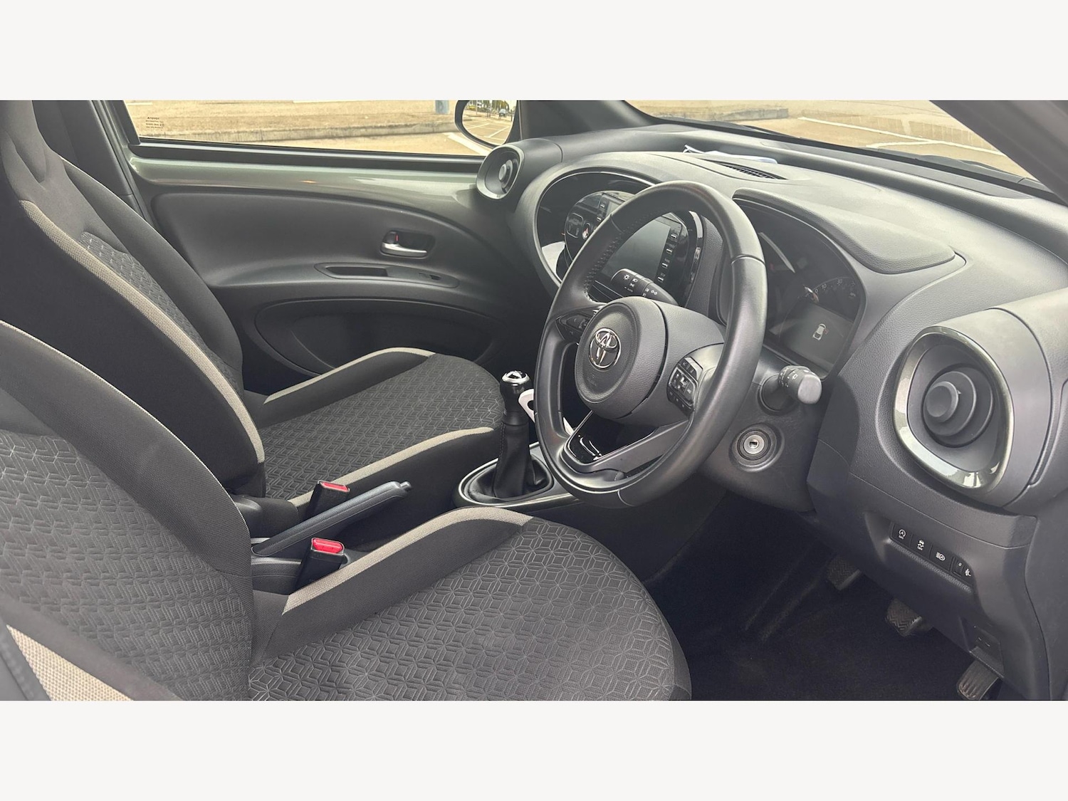 Used Toyota Aygo X 2022 for sale - 76179451: Photo 13