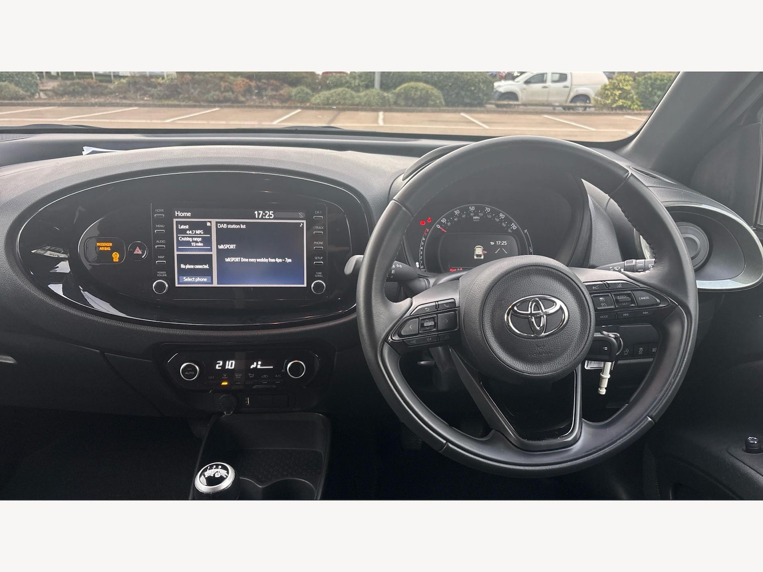 Used Toyota Aygo X 2022 for sale - 76179451: Photo 8