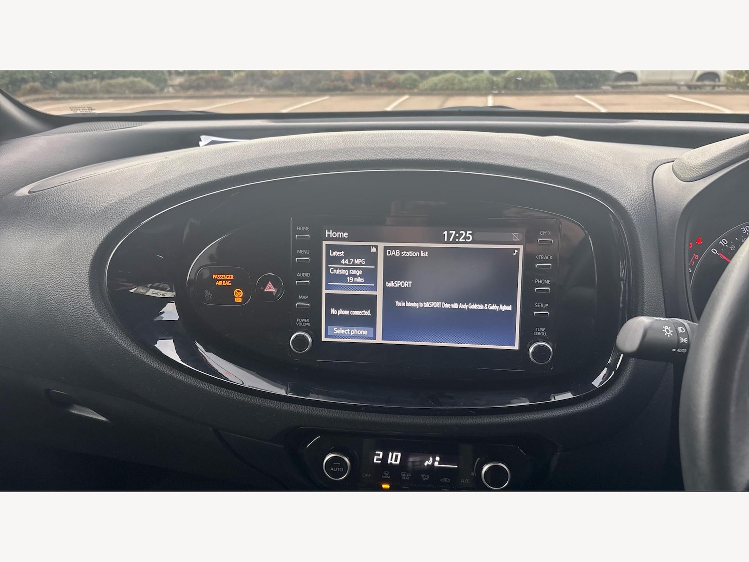 Used Toyota Aygo X 2022 for sale - 76179451: Photo 9