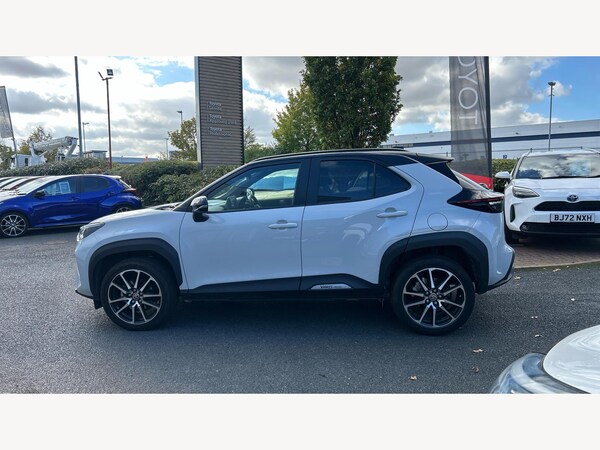 Used Toyota Yaris Cross 2023 for sale - 76152600: Photo 19