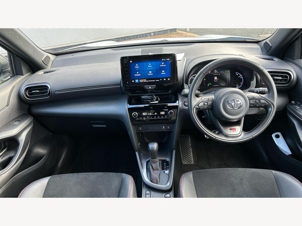Used Toyota Yaris Cross 2023 for sale - 76152600: Photo 7
