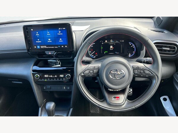 Used Toyota Yaris Cross 2023 for sale - 76152600: Photo 8