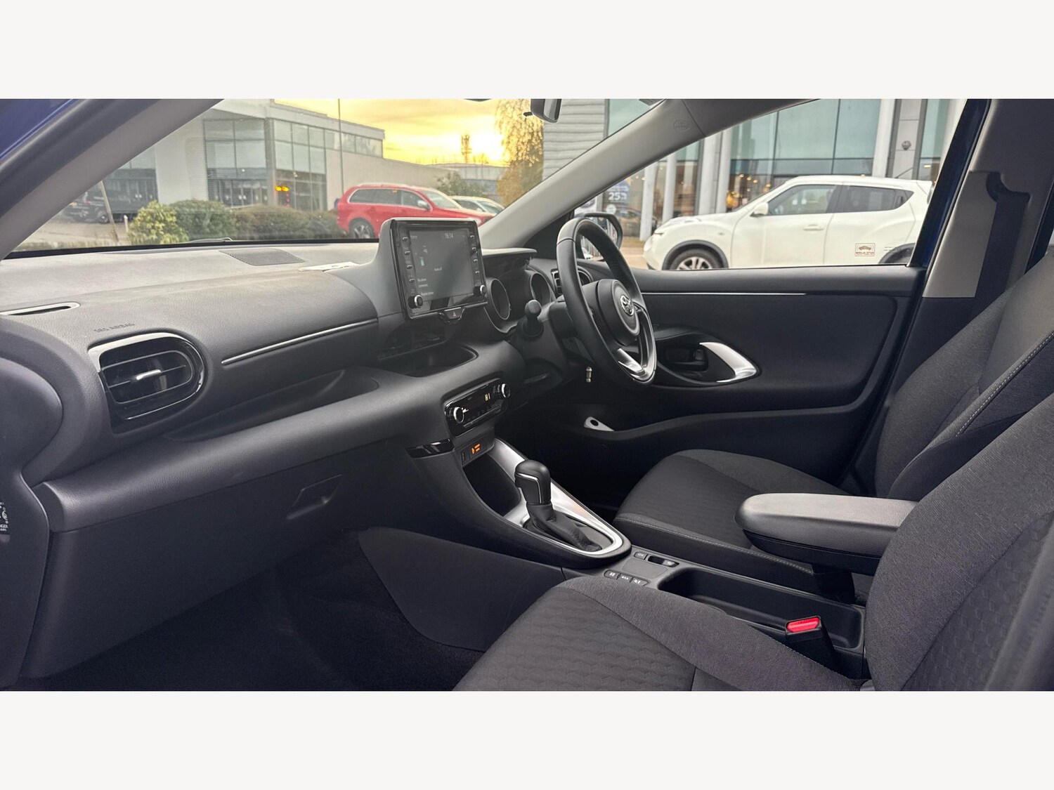 Used Toyota Yaris 2022 for sale - 77255214: Photo 12