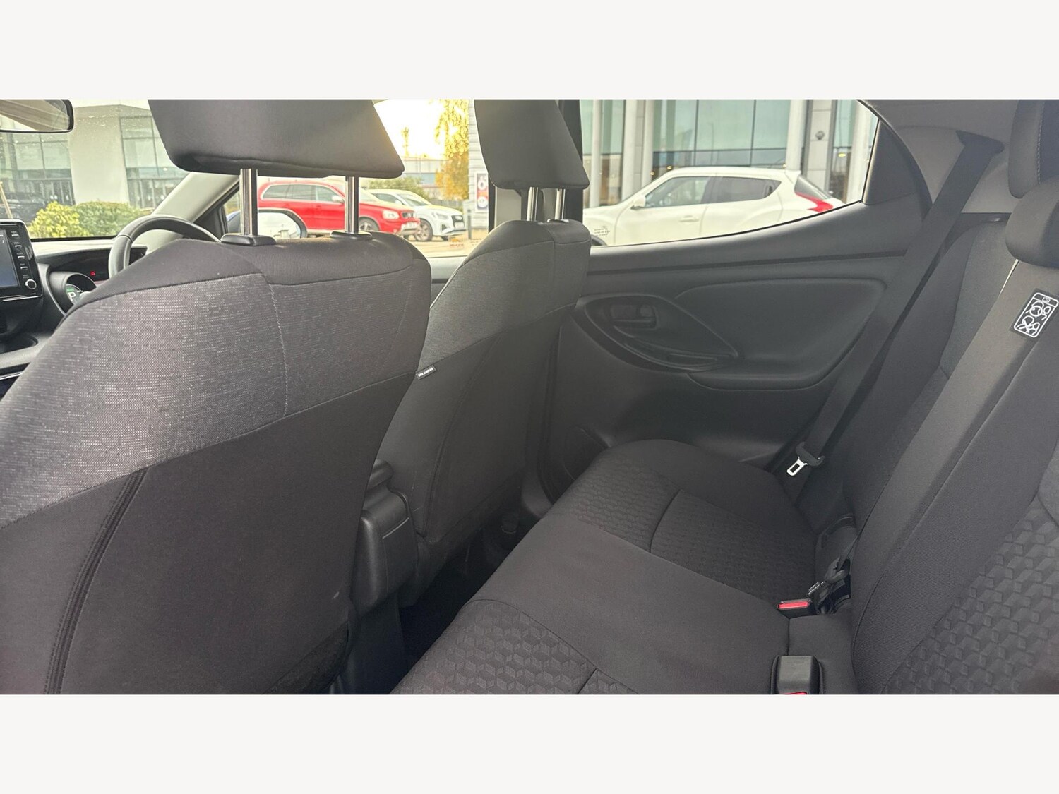 Used Toyota Yaris 2022 for sale - 77255214: Photo 15