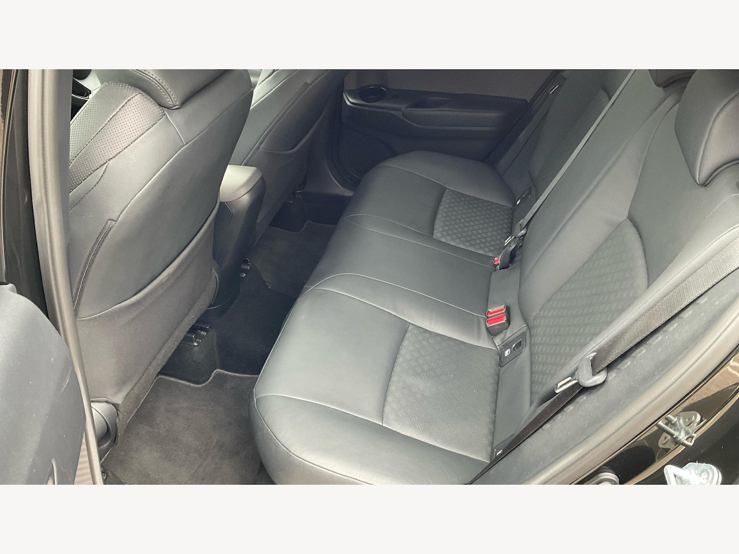 Used Toyota C-HR 2022 for sale - 76513360: Photo 15