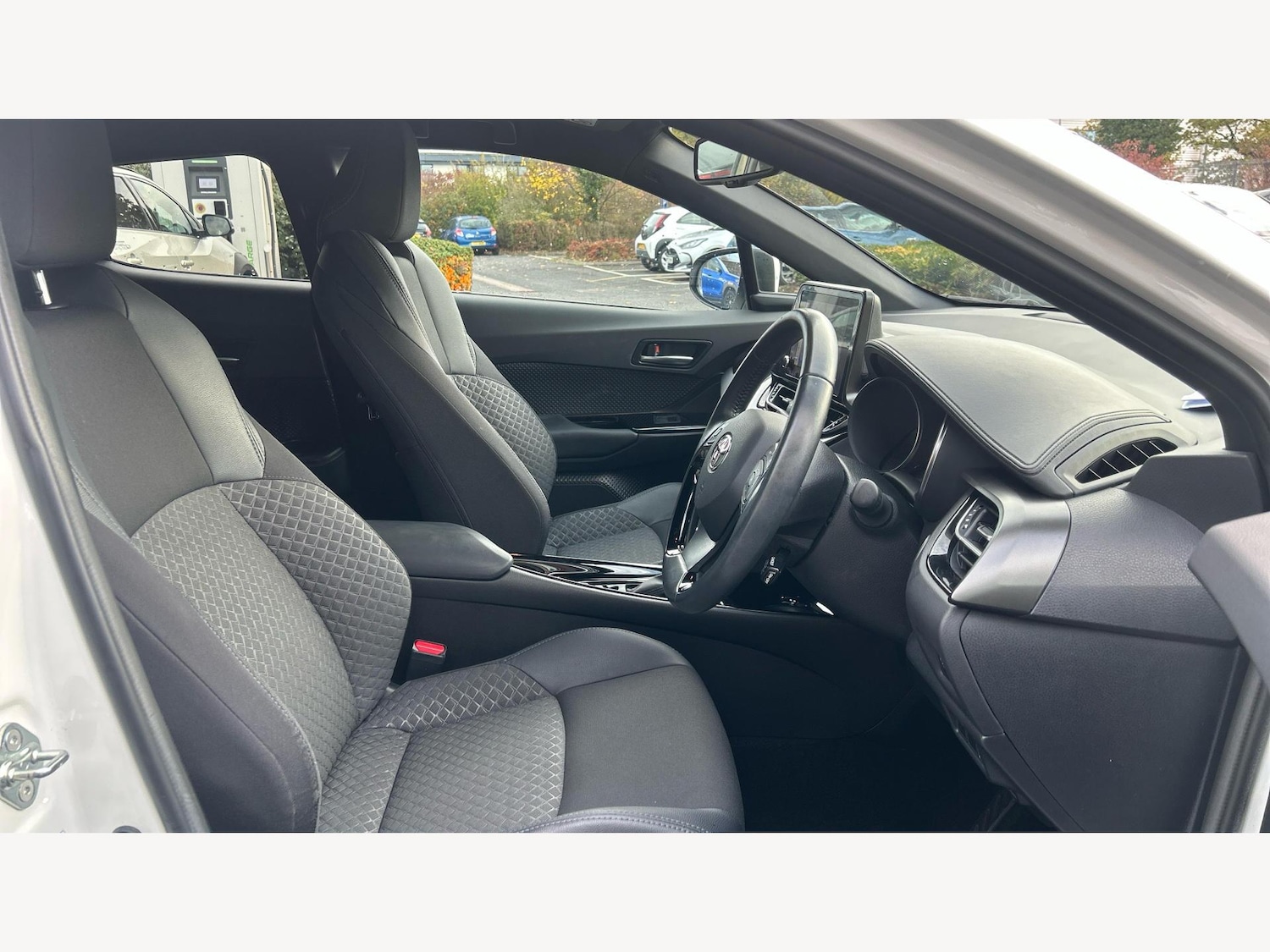 Used Toyota C-HR 2023 for sale - 76572288: Photo 13
