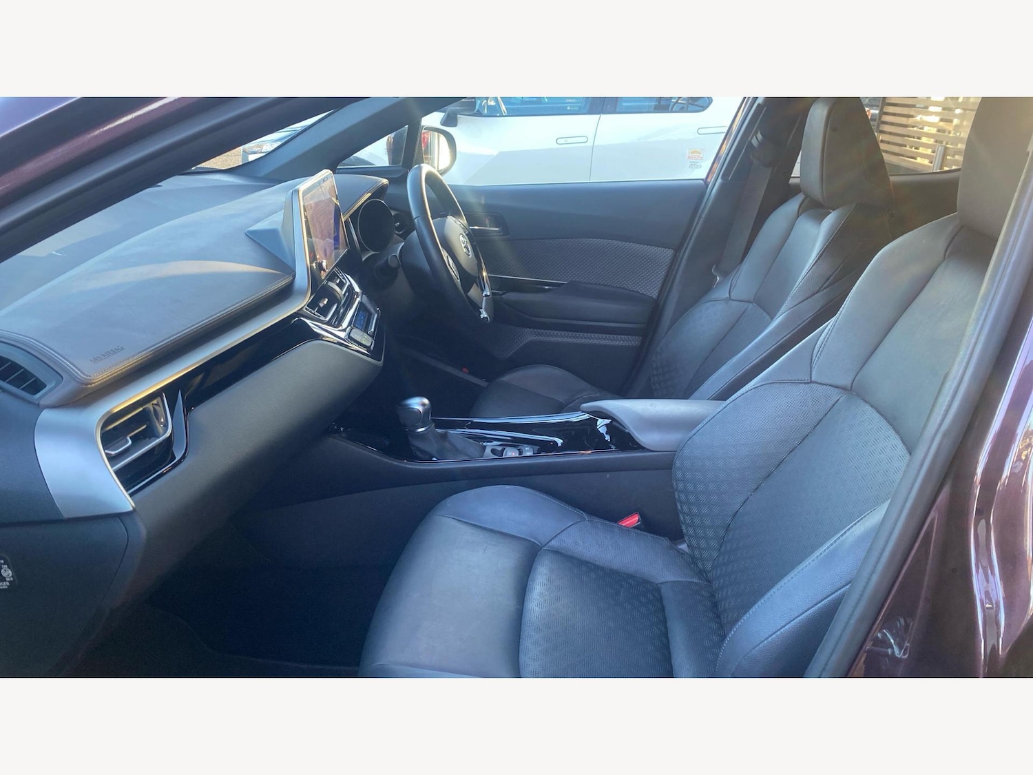 Used Toyota C-HR 2023 for sale - 76824929: Photo 12