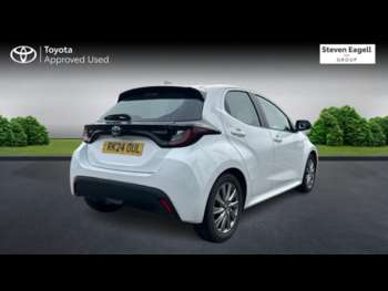 Used Toyota Yaris 2024 for sale - 74598291: Photo