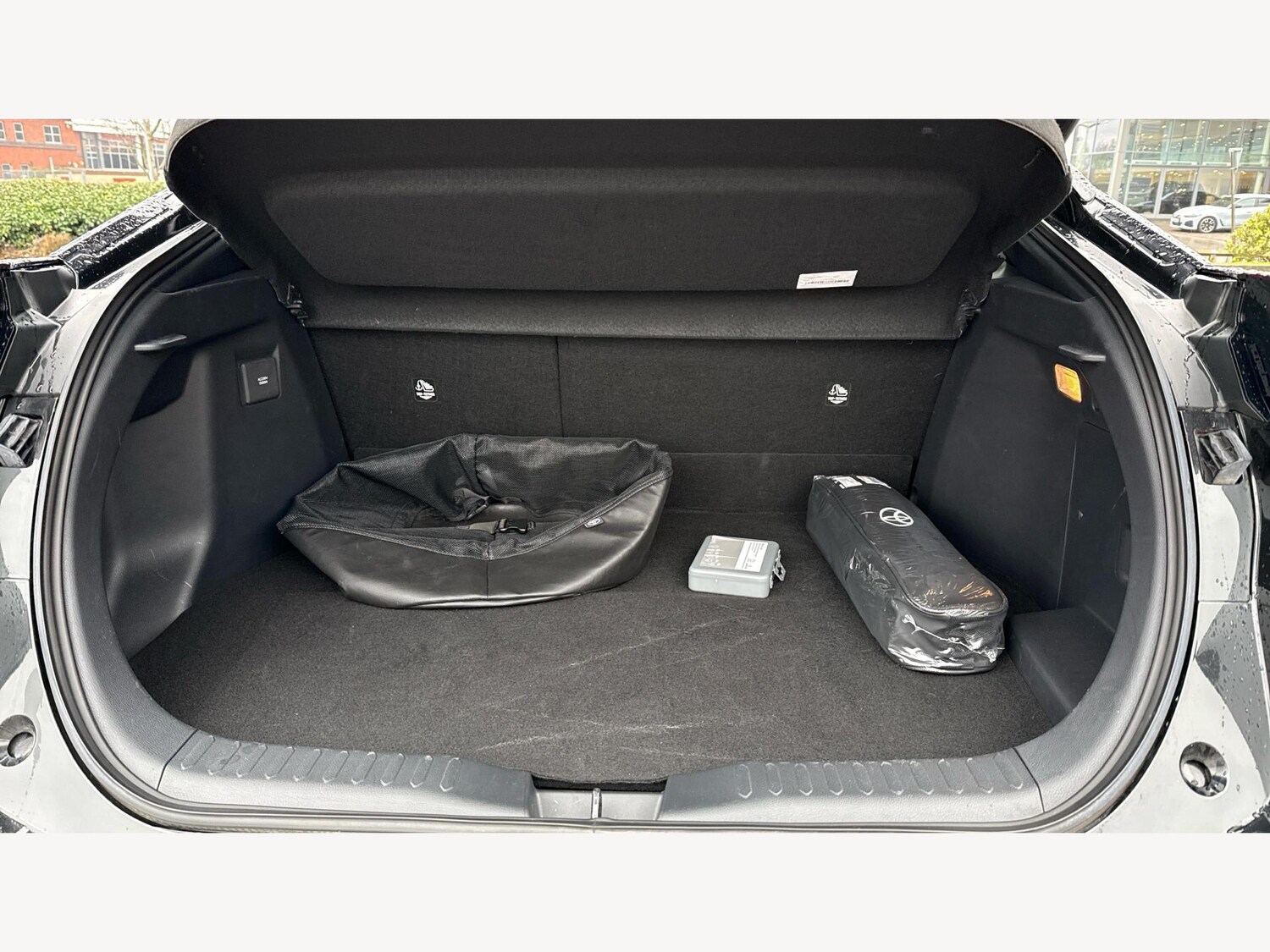 Used Toyota C-HR for sale - 77330915: Photo 16