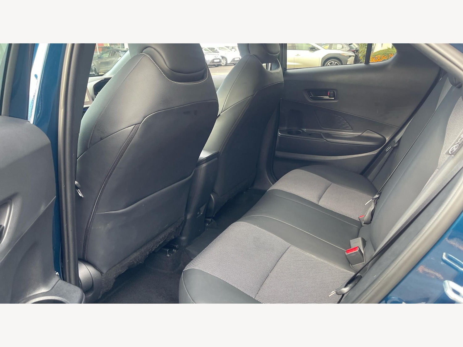 Used Toyota C-HR for sale - 77216317: Photo 15