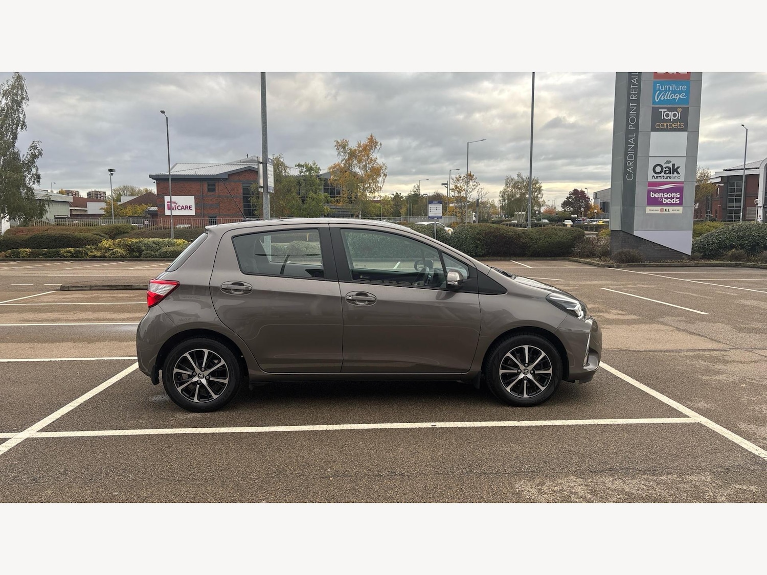 Used Toyota Yaris 2019 for sale - 76389384: Photo 18