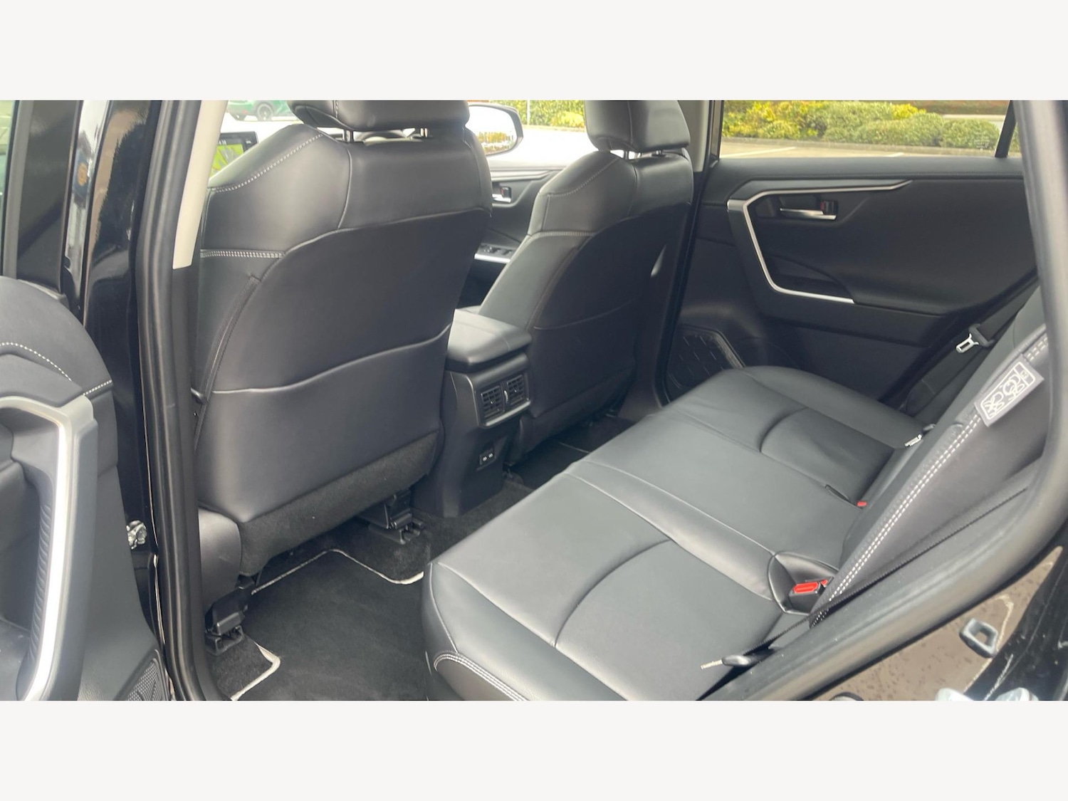 Used Toyota RAV4 2022 for sale - 76389168: Photo 15