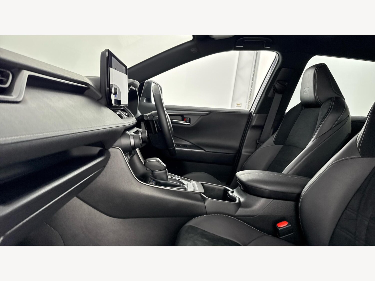 Used Toyota RAV4 2024 for sale - 76457931: Photo 12