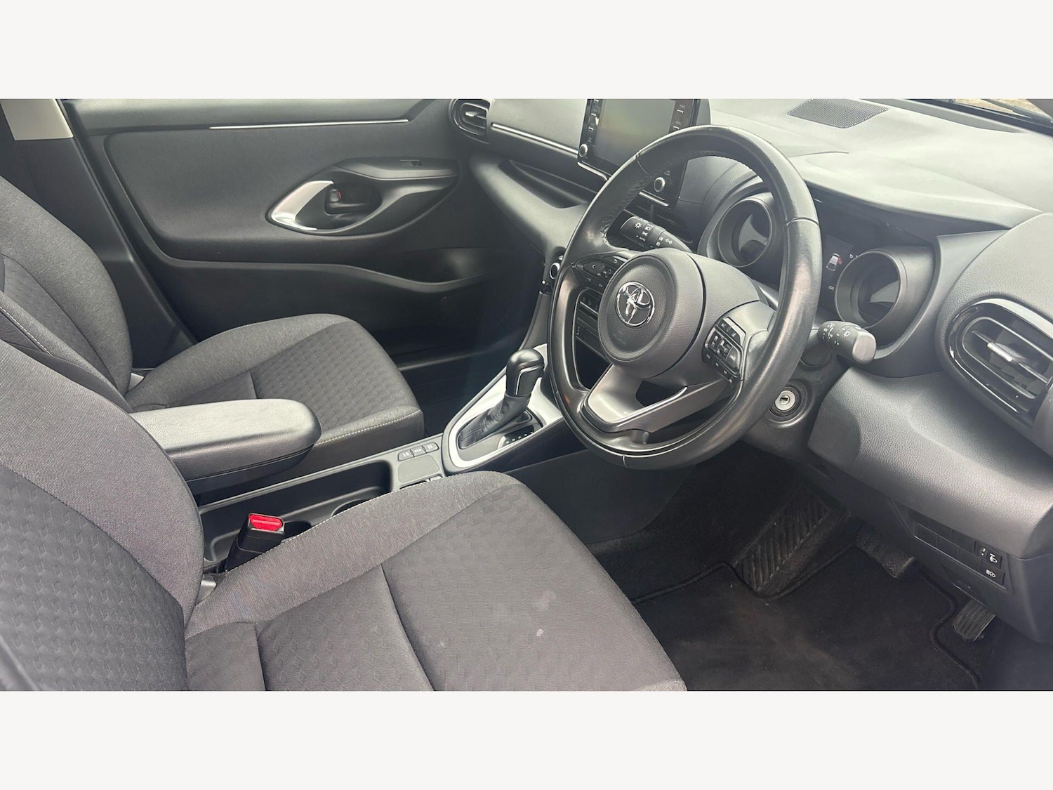 Used Toyota Yaris for sale - 77854190: Photo 13