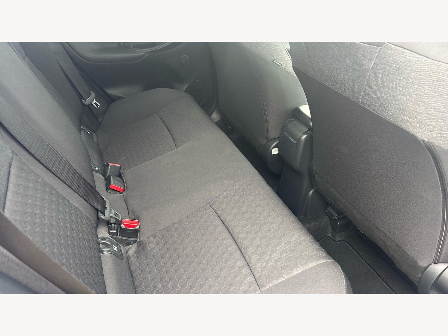 Used Toyota Yaris for sale - 77854190: Photo 14