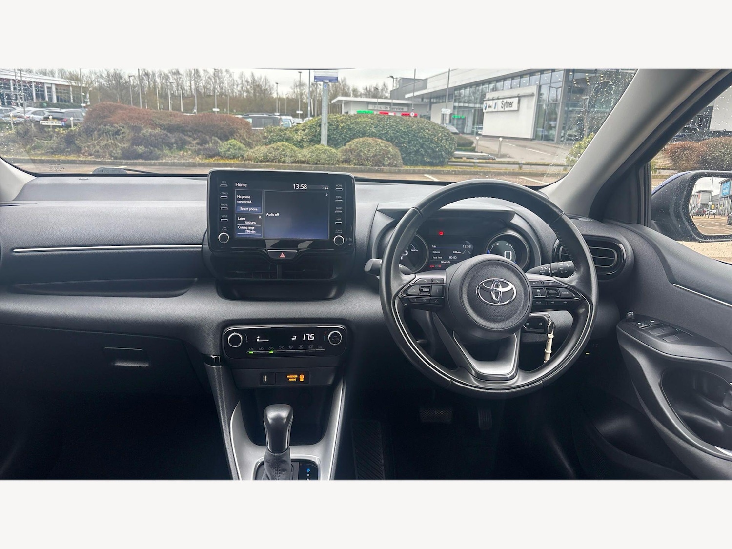 Used Toyota Yaris for sale - 77854190: Photo 7