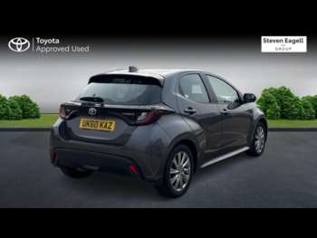 Used Toyota Yaris 2022 for sale - 74598761: Photo