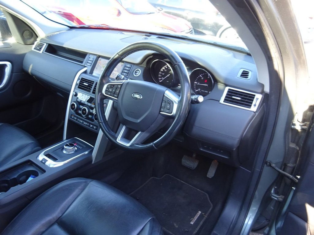 Used Land Rover Discovery Sport 2015 for sale - 76068367: Photo 15