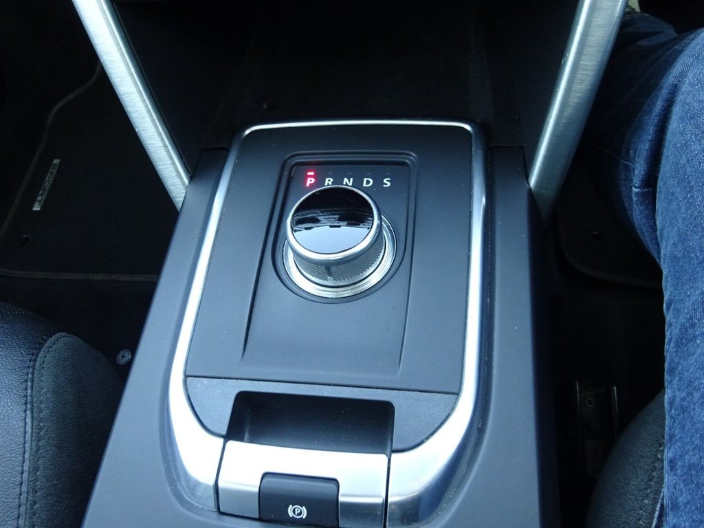 Used Land Rover Discovery Sport 2015 for sale - 76068367: Photo 22