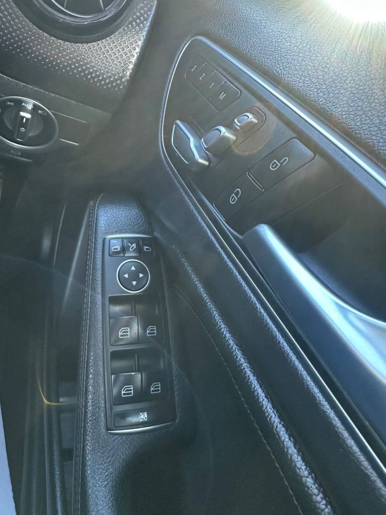 Used Mercedes-Benz A-Class 2016 for sale - 77893680: Photo 25