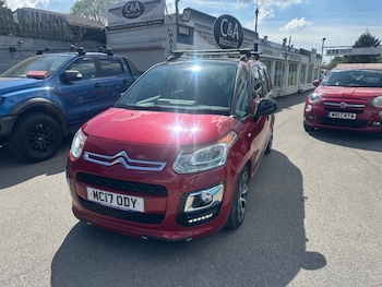 Used Citroen C3 Picasso 2017 for sale - 78406157: Photo