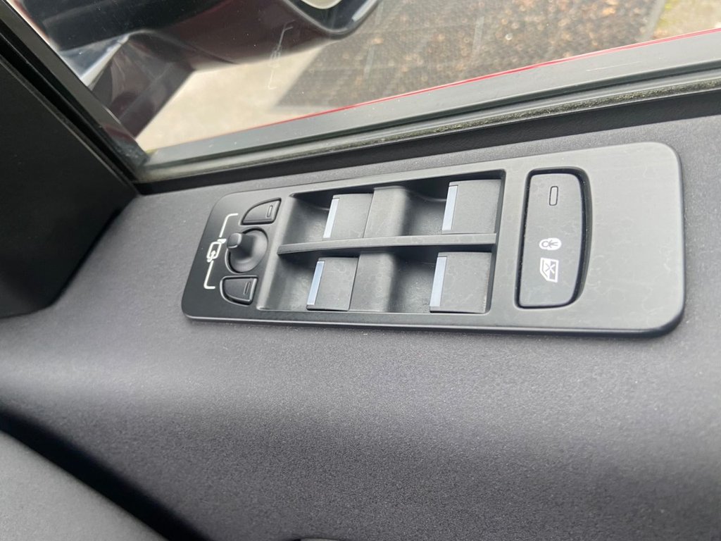 Used Land Rover Discovery Sport 2021 for sale - 77669073: Photo 26