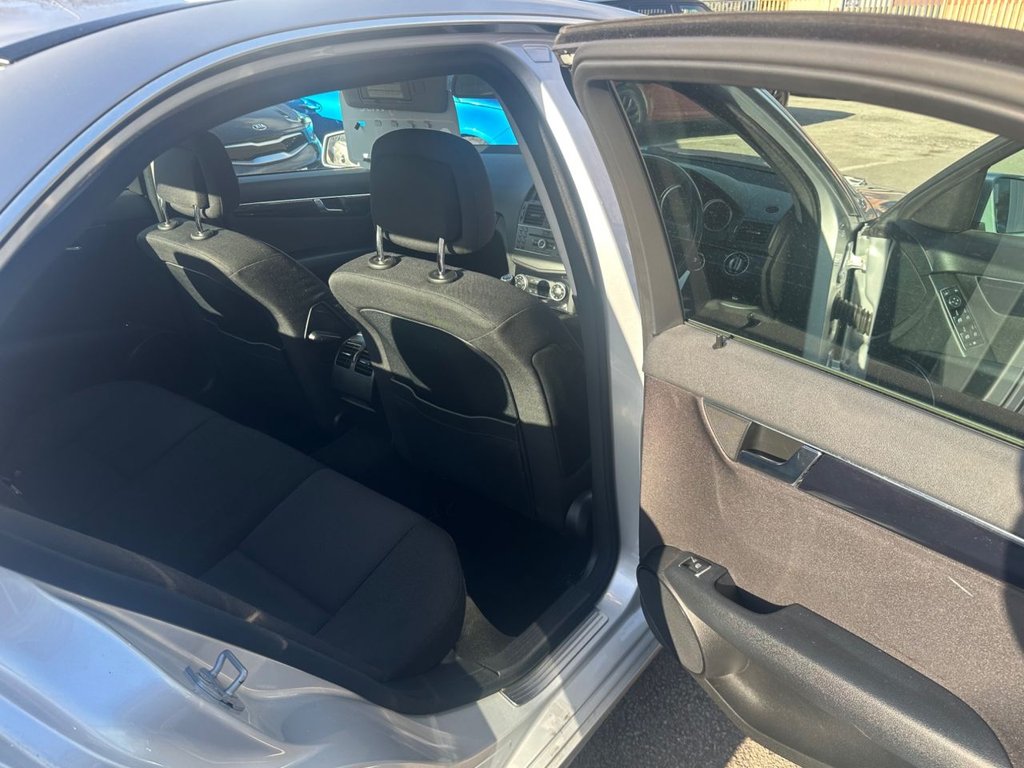 Used Mercedes-Benz C Class 2009 for sale - 77632046: Photo 16