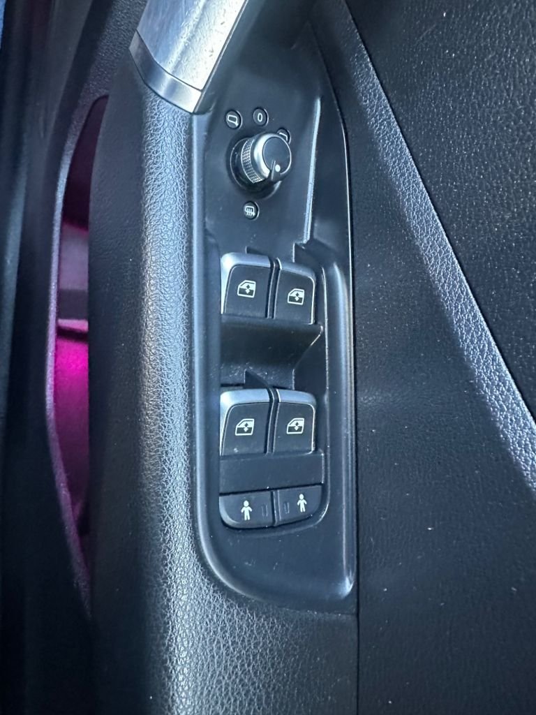 Used Audi Q2 2017 for sale - 78044187: Photo 28