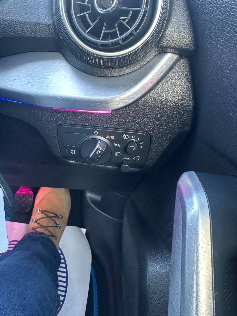 Used Audi Q2 2017 for sale - 78044187: Photo 30