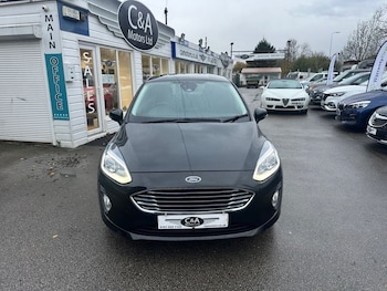 Used Ford Fiesta 2018 for sale - 76417574: Photo