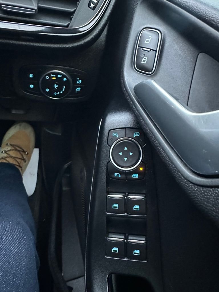 Used Ford Fiesta 2018 for sale - 76417574: Photo 31