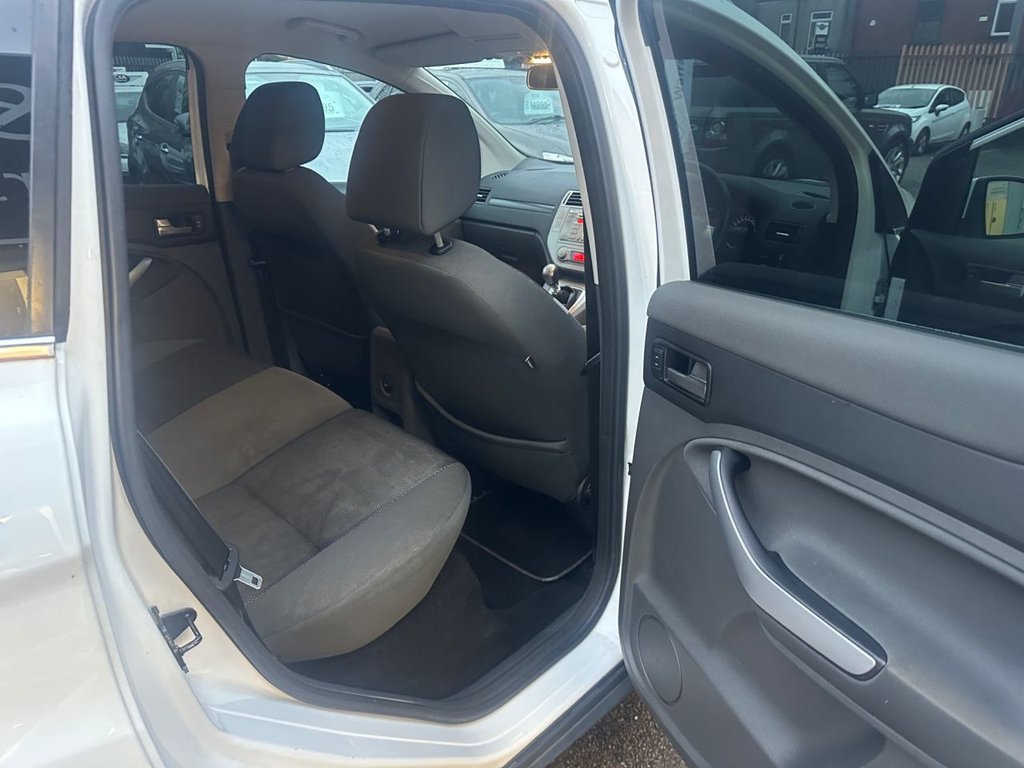 Used Ford Kuga 2014 for sale - 76470414: Photo 17