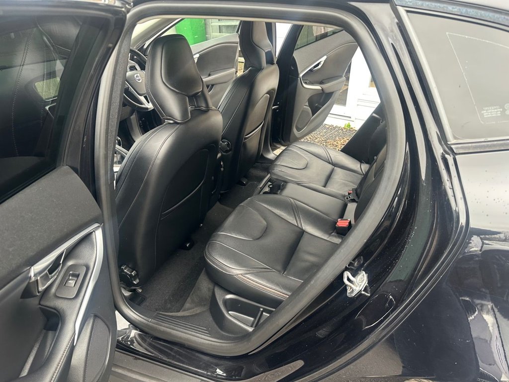 Used Volvo V40 2015 for sale - 76454634: Photo 13