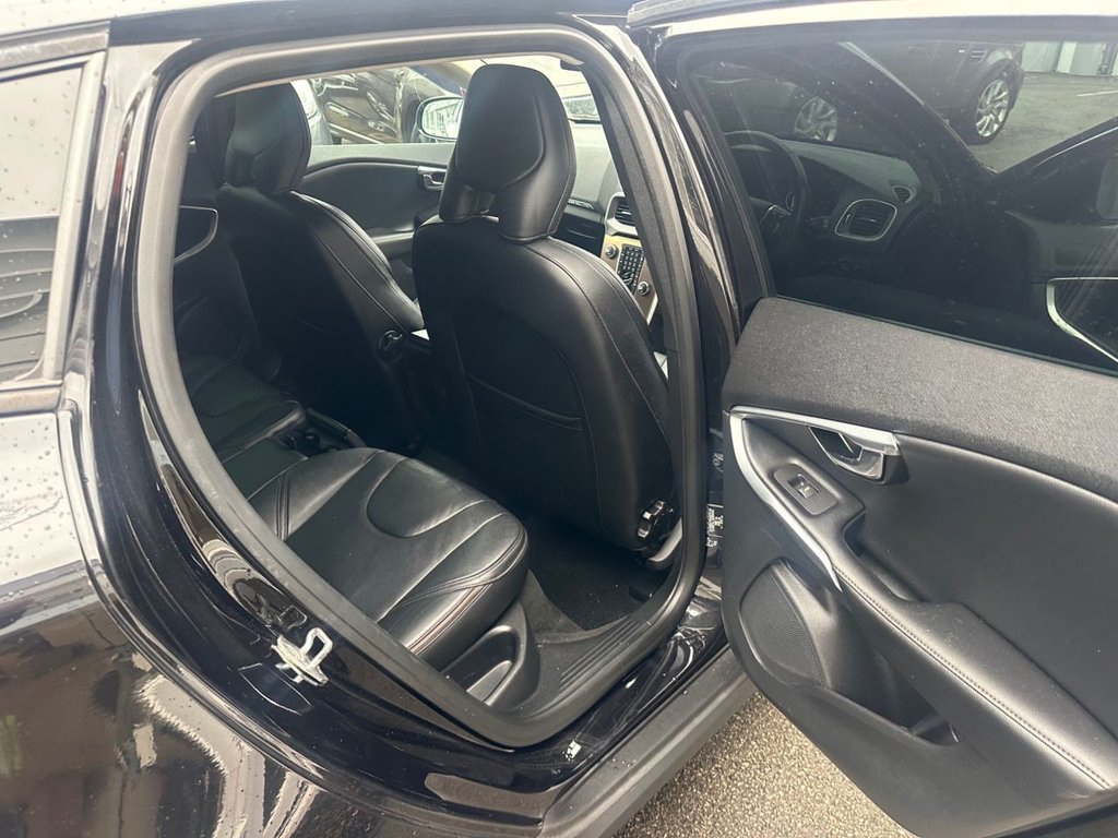 Used Volvo V40 2015 for sale - 76454634: Photo 16