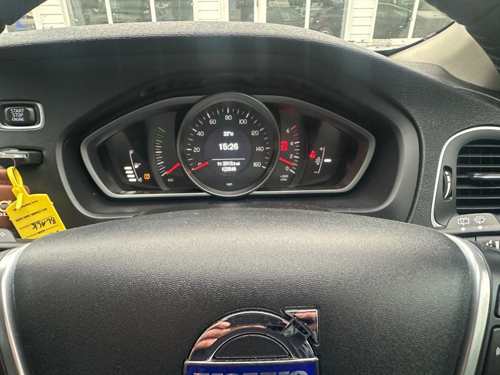 Used Volvo V40 2015 for sale - 76454634: Photo 22