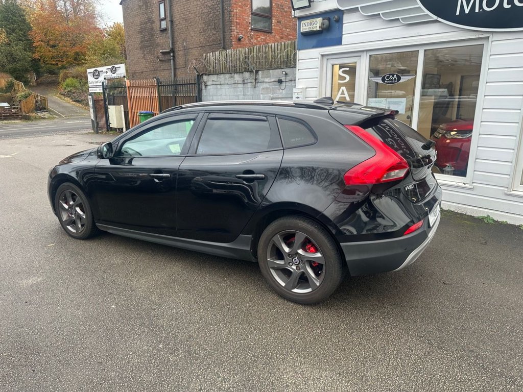 Used Volvo V40 2015 for sale - 76454634: Photo 5