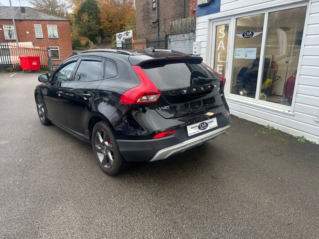 Used Volvo V40 2015 for sale - 76454634: Photo 6