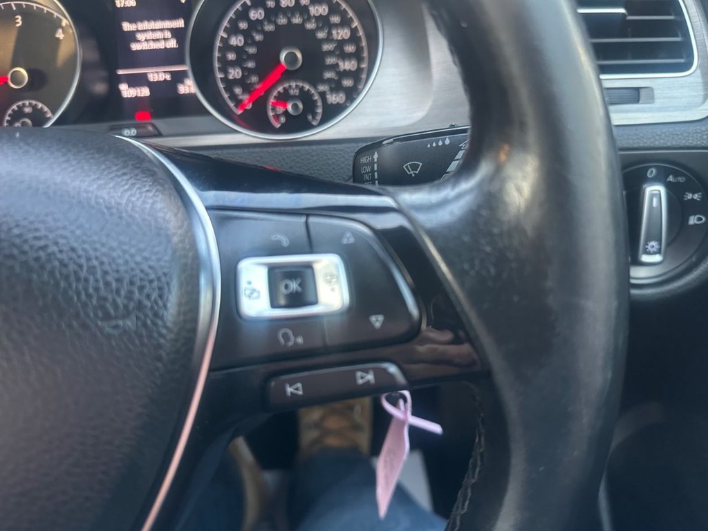 Used Volkswagen Golf 2013 for sale - 77706128: Photo 19