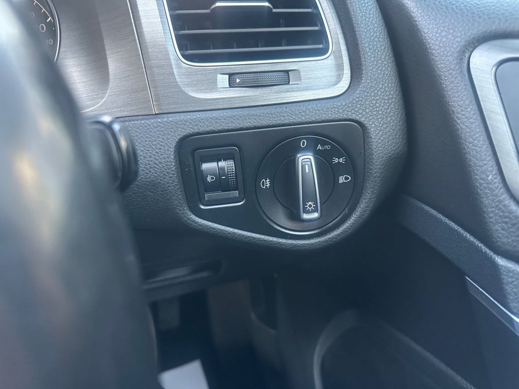 Used Volkswagen Golf 2013 for sale - 77706128: Photo 24