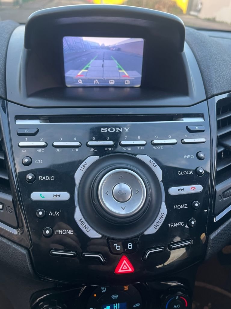 Used Ford Fiesta 2017 for sale - 76527220: Photo 10